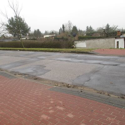 Bild vergr&ouml;&szlig;ern: Ortsdurchfahrt Milmersdorf