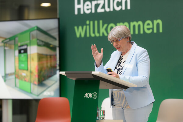 Bild vergr&ouml;&szlig;ern: Pflege vor Ort im Fokus